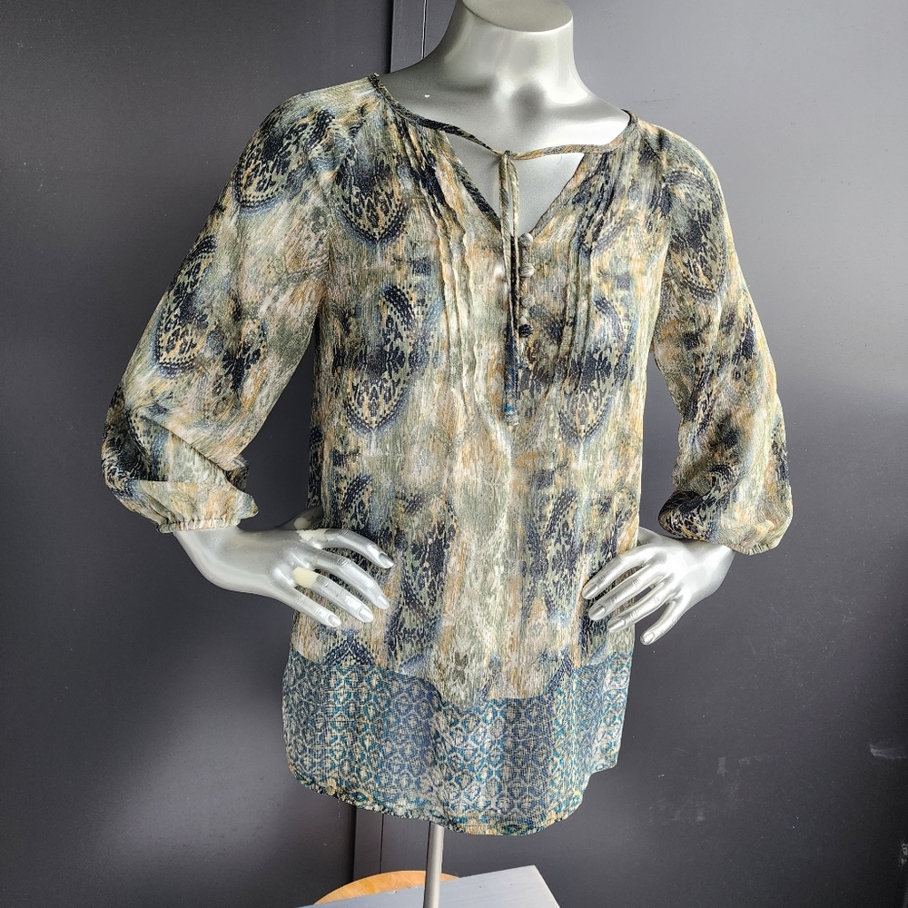 NWOT 🎊HOST PICK🎊  LIZ CLAIBORNE SEMI-SHEER 3/4 SLEEVES BLOUSE  ~ SIZE SP